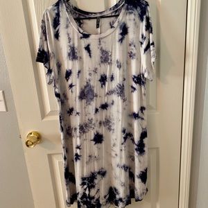 Medium Soft Blue Tye-Dye T-shirt Dress